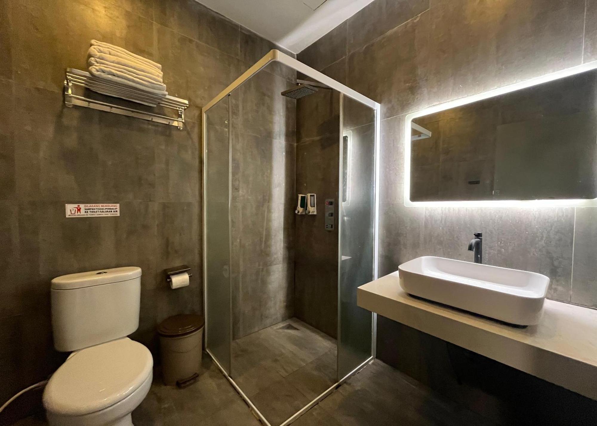 Casanova Hotel Nagoya Bagian luar foto